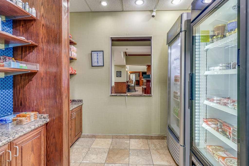 Hampton Inn & Suites Gainesville Restaurant photo