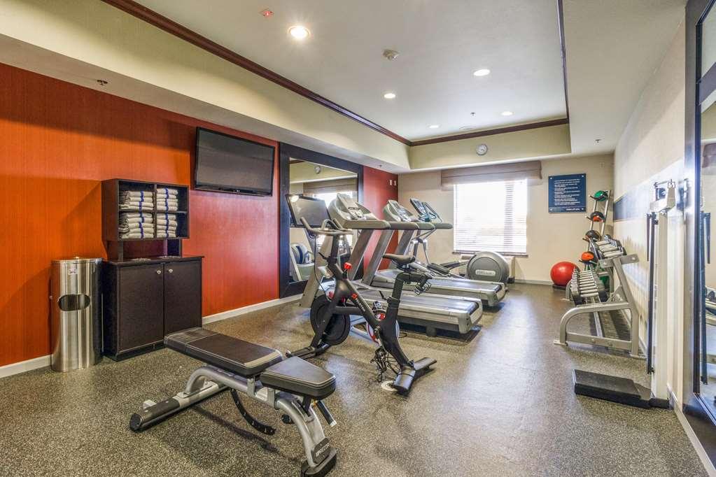 Hampton Inn & Suites Gainesville Facilities photo